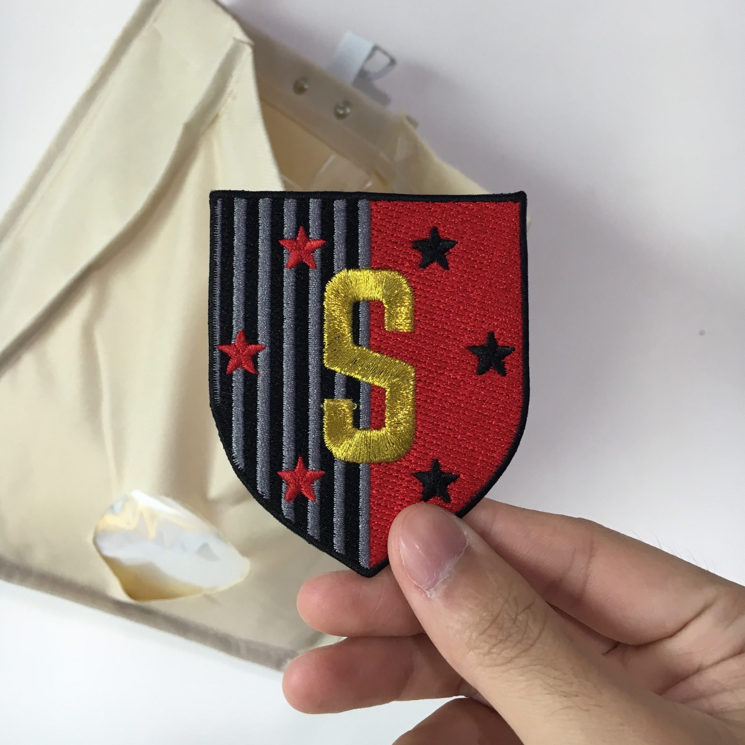 Hot Sell Iron on/Sew on Fashion Custom Embroidered Patch for  Clothing/Cap/Promotion - China Embroidered Patch and Custom Embroidered  Patch price